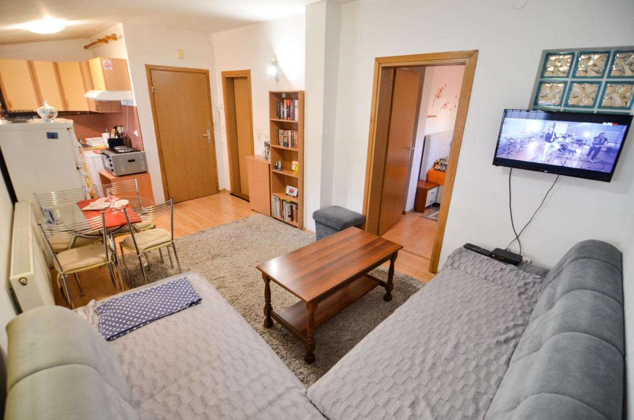 Blacksmith Apartment + Free Private Parking سراييفو المظهر الخارجي الصورة