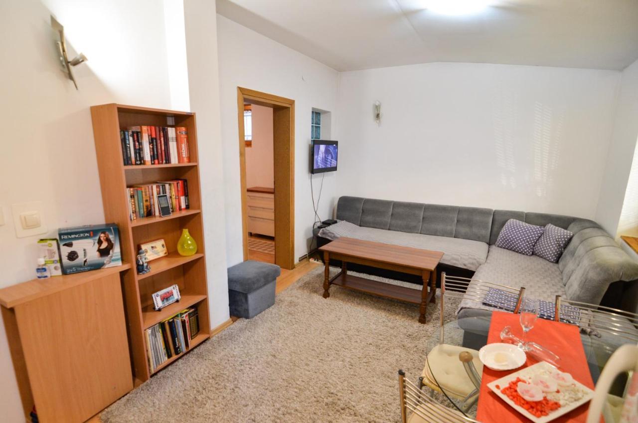 Blacksmith Apartment + Free Private Parking سراييفو المظهر الخارجي الصورة
